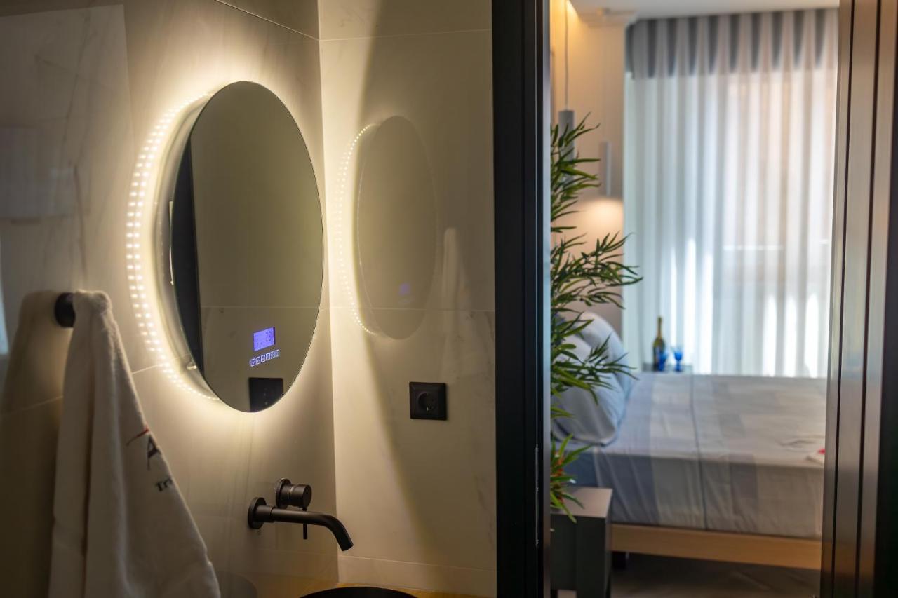 Triple A @ Trendy Psiri - Art & Nightlife Aparthotel Athens Exterior photo